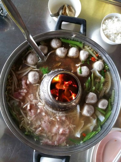 ลูกชิ้นฮ่องเต้ (เจ้าเก่ามหาสิน) สุภาพงษ์ 3 แยก 3